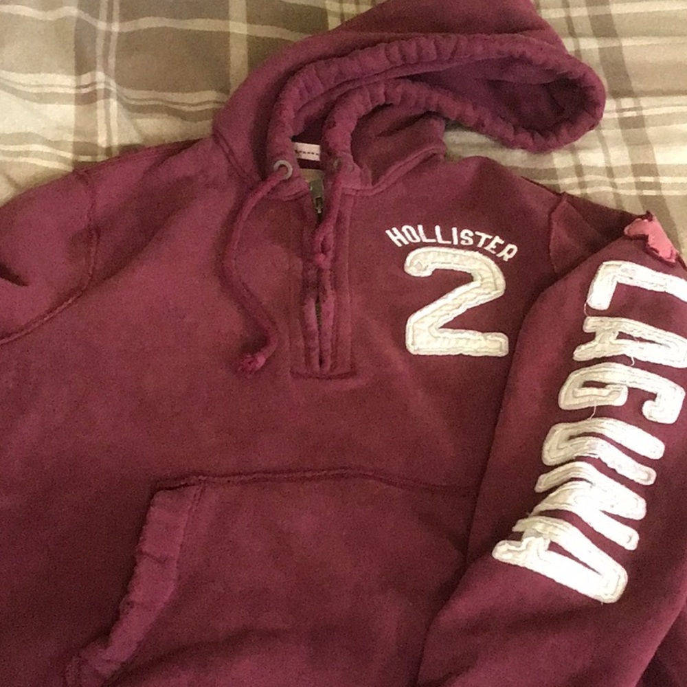 HOLLISTER Maroon 3/4 zip hoodie XL